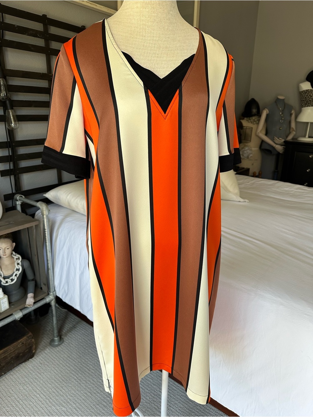 Scotch & Soda V-Neck Dress in Orange, Brown & Cream - Cleveland Browns! - Picture 10 of 15